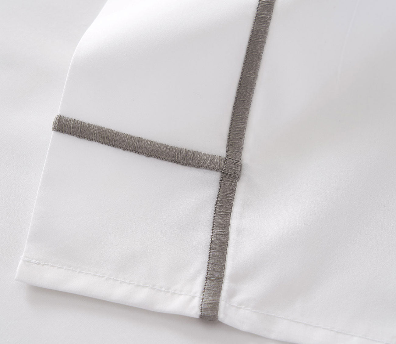 Athena Cotton Percale Flat Sheet by Yves Delorme
