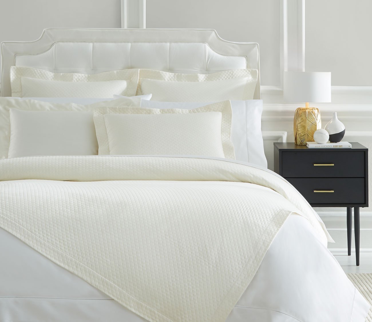 Bari Cotton Coverlet