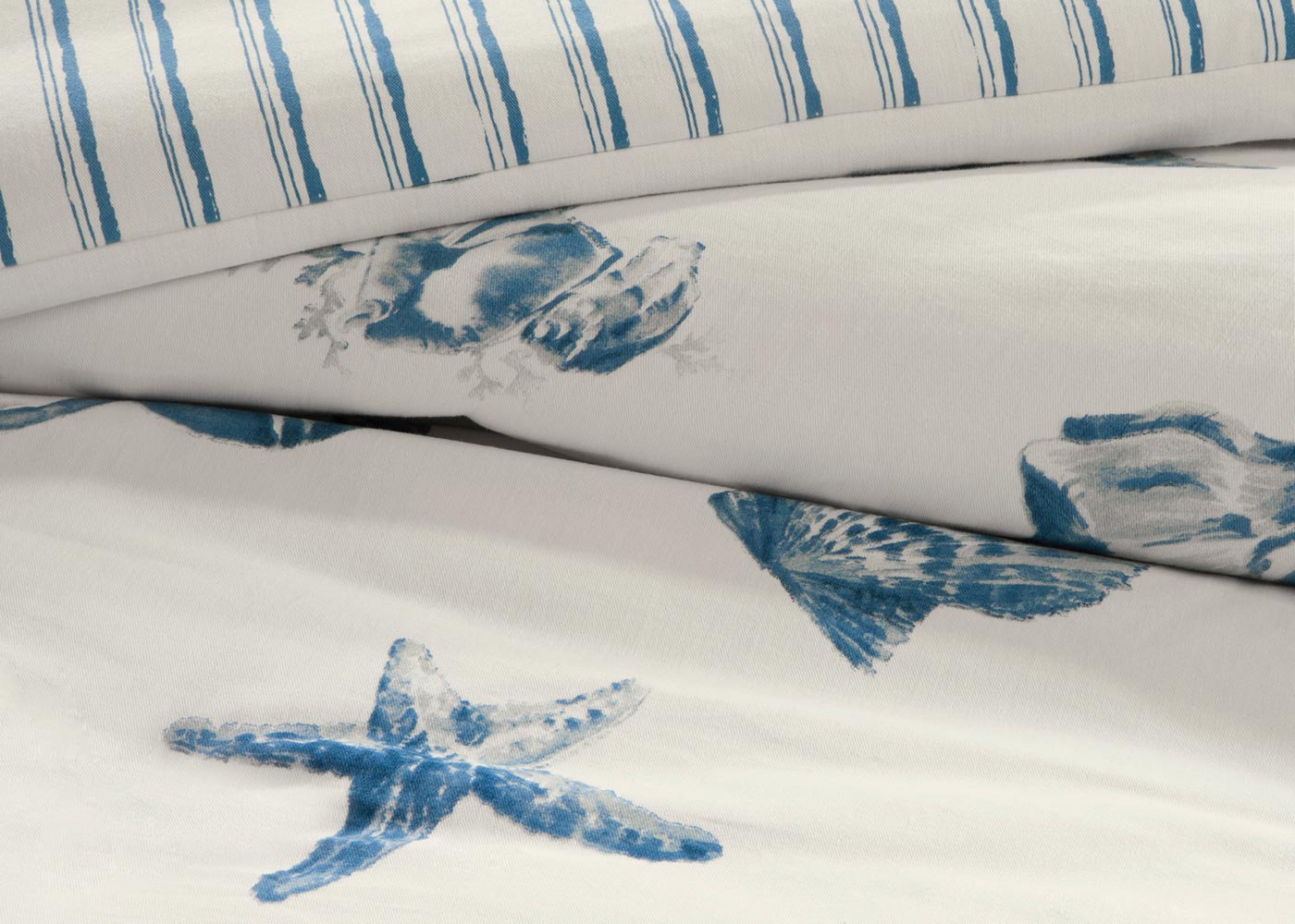 Beach House Seashell Print Cotton Comforter Set by Harbor House