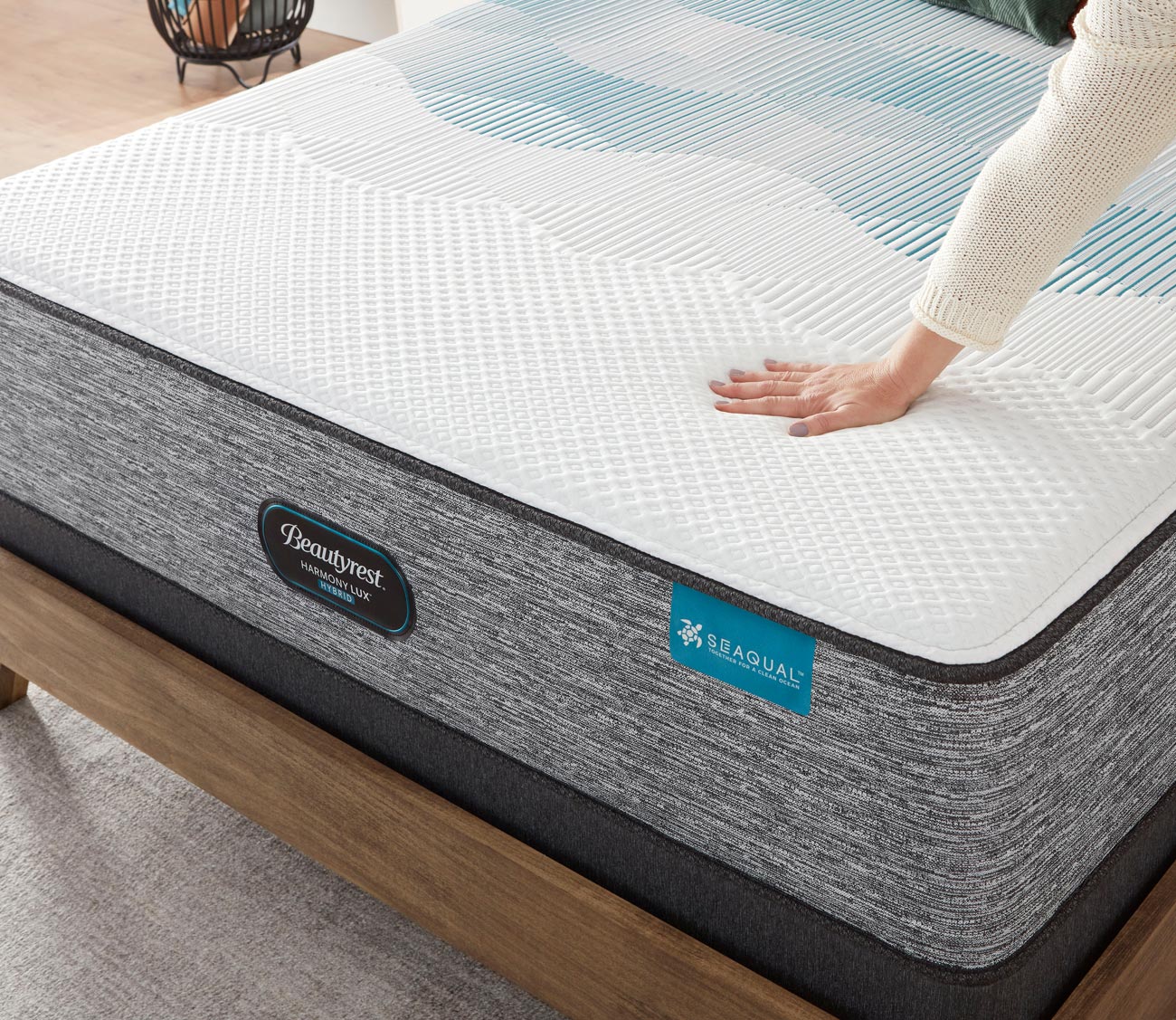 Beautyrest Harmony Lux Empress Hybrid Plush Mattress by Simmons