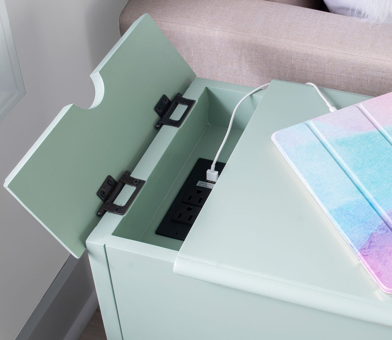 Butler Convertible Accent Table by Powell