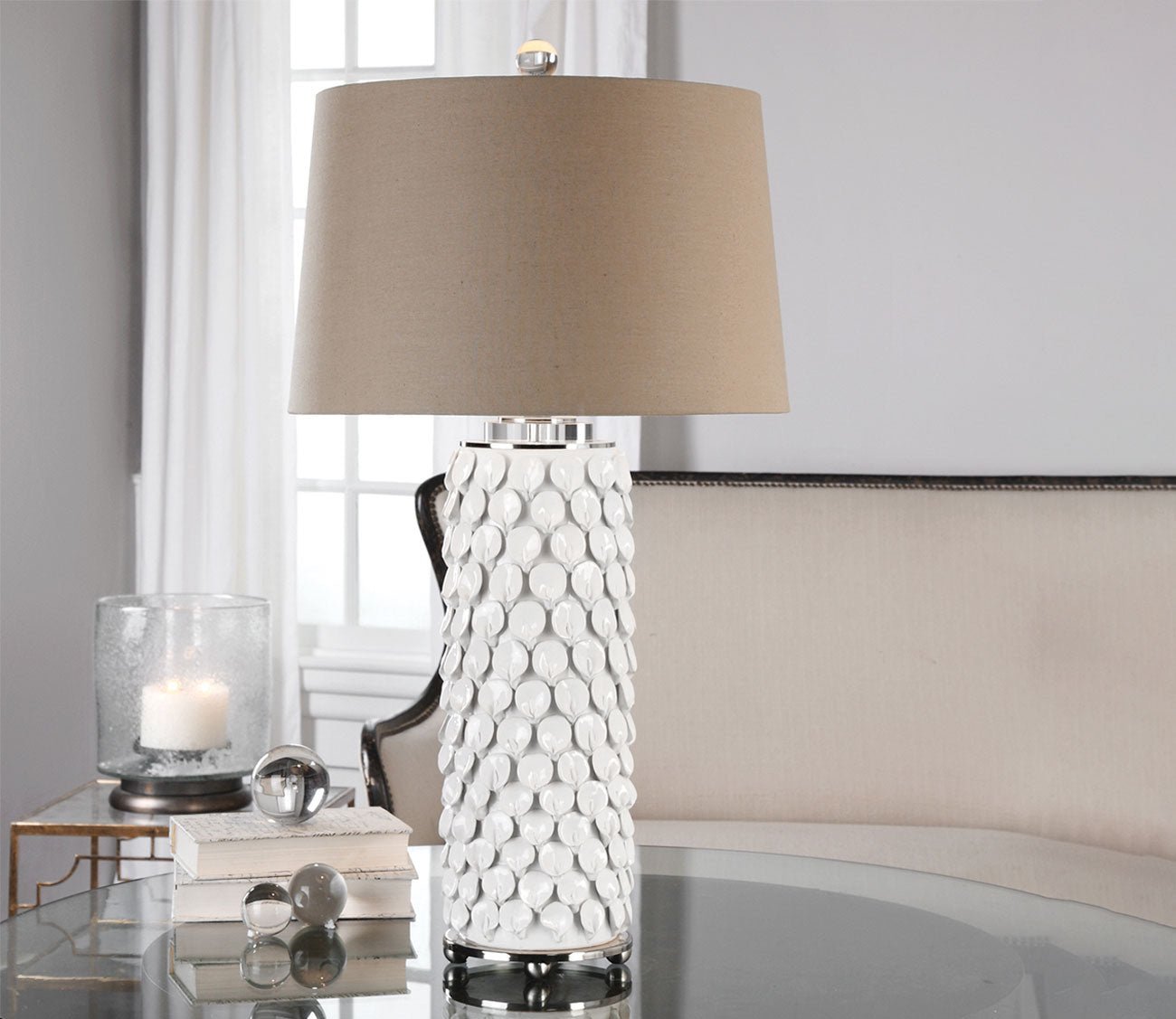 Calla Lillies Gloss White Table Lamp