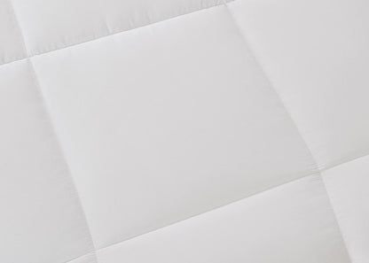 Copper Infused Microfiber Down Alternative Comforter by Sleep Philosophy