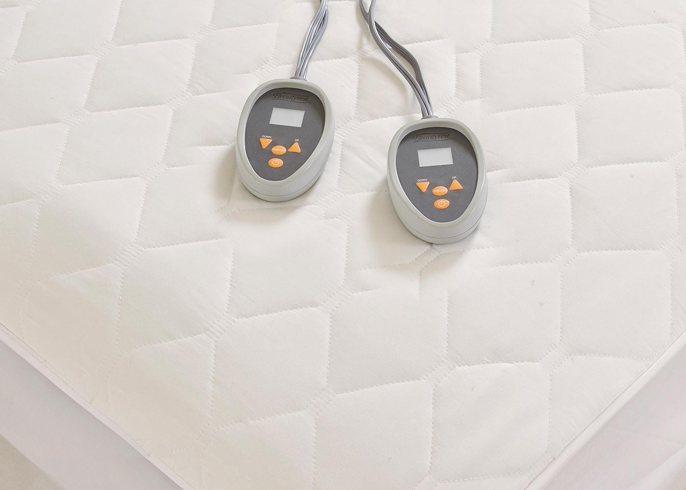 Cotton Deep Pocket Heated Mattress Pad by Beautyrest
