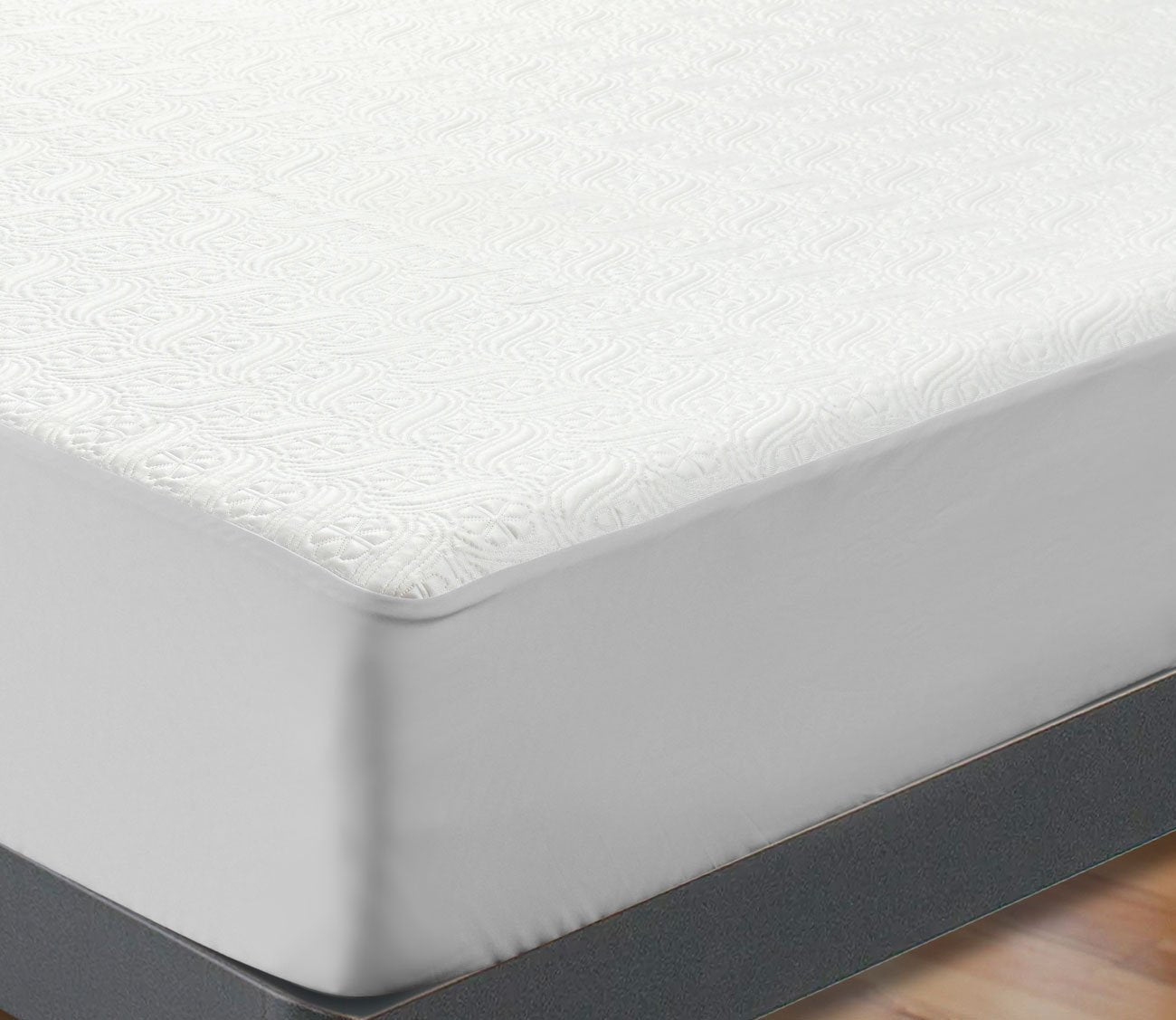 DreamChill Waterproof Mattress Protector