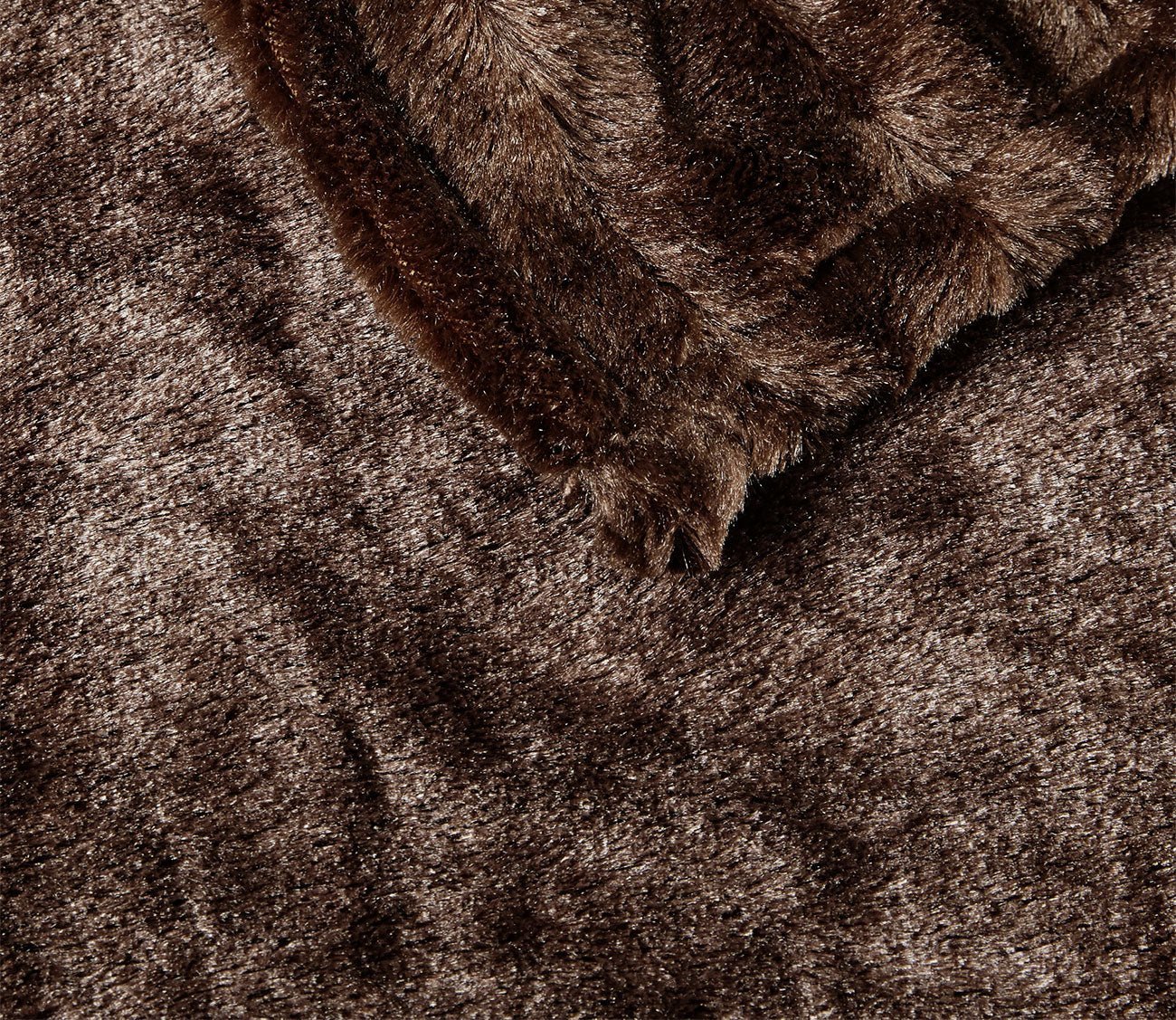 Duke Faux Fur Heated Throw Blanket by Beautyrest