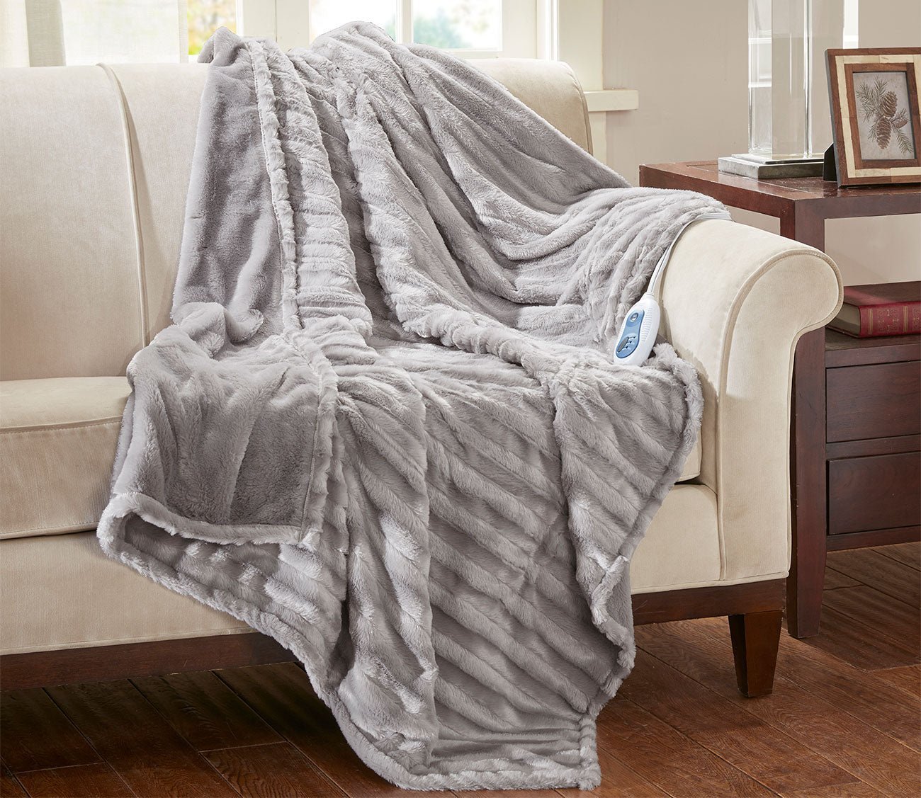Duke Faux Fur Heated Throw Blanket by Beautyrest