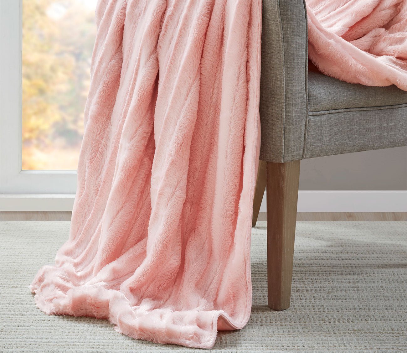 Duke Faux Fur Weighted Blanket by Beautyrest