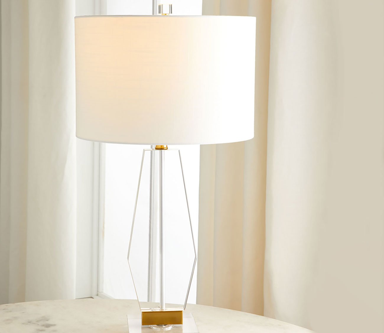 Elloise Glass Table Lamp