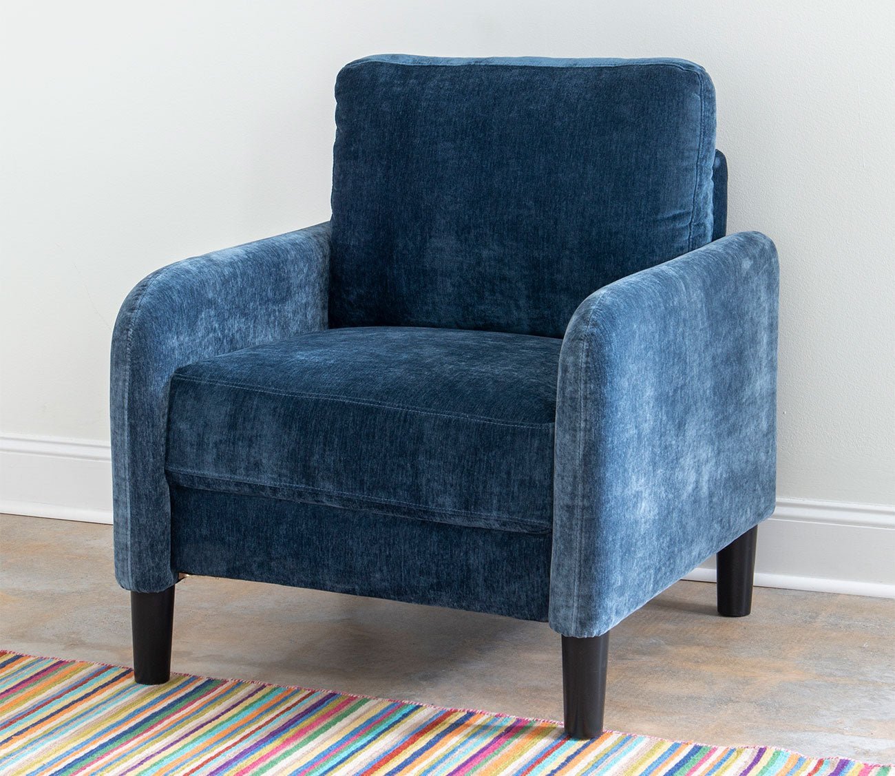 Everly Blue Velvet Accent Chair