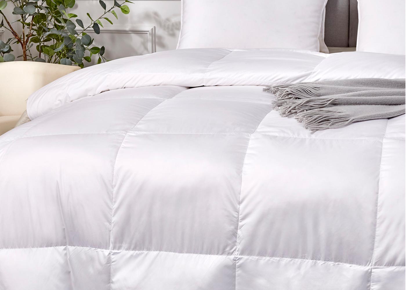 Extra Warmth White Down Fiber Comforter