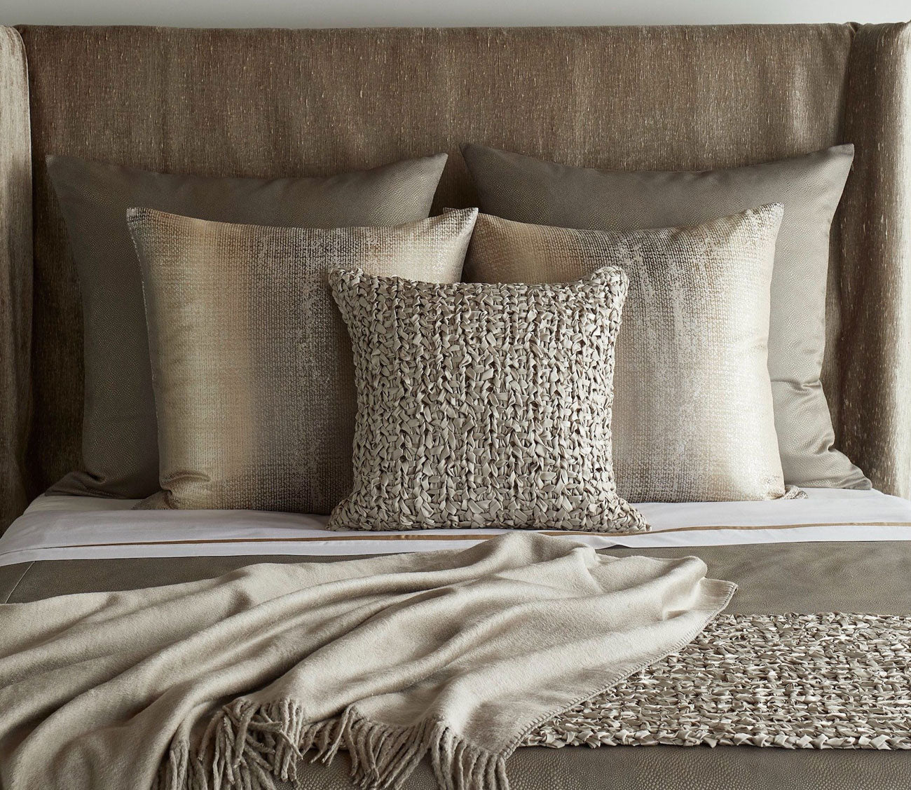 Komodo Reptile Jacquard Throw Pillow