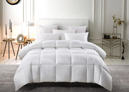 Light Warmth White Down Fiber Comforter by Serta