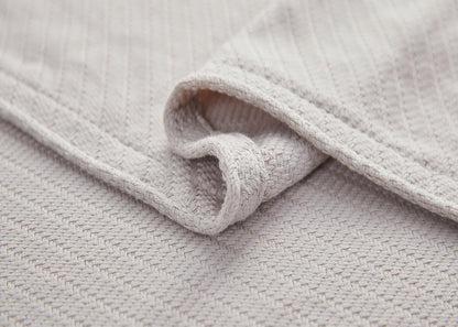 Luxurious Thermal Cotton Blanket by Hotel Grand
