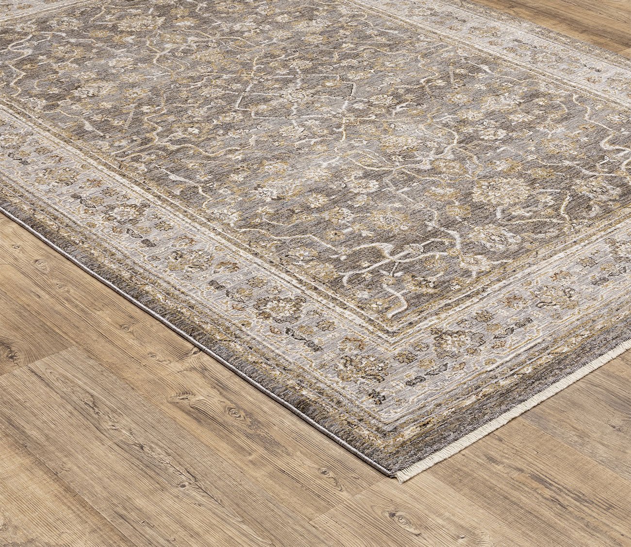 Maharaja Traditional Floral Oriental Rug