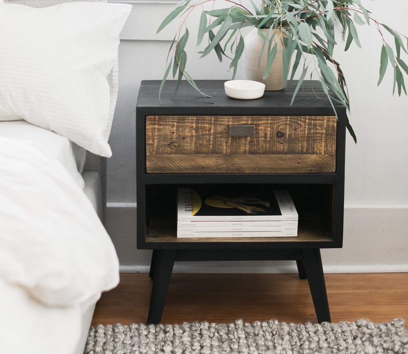 Nova Black Solid Wood 1-Drawer Nightstand