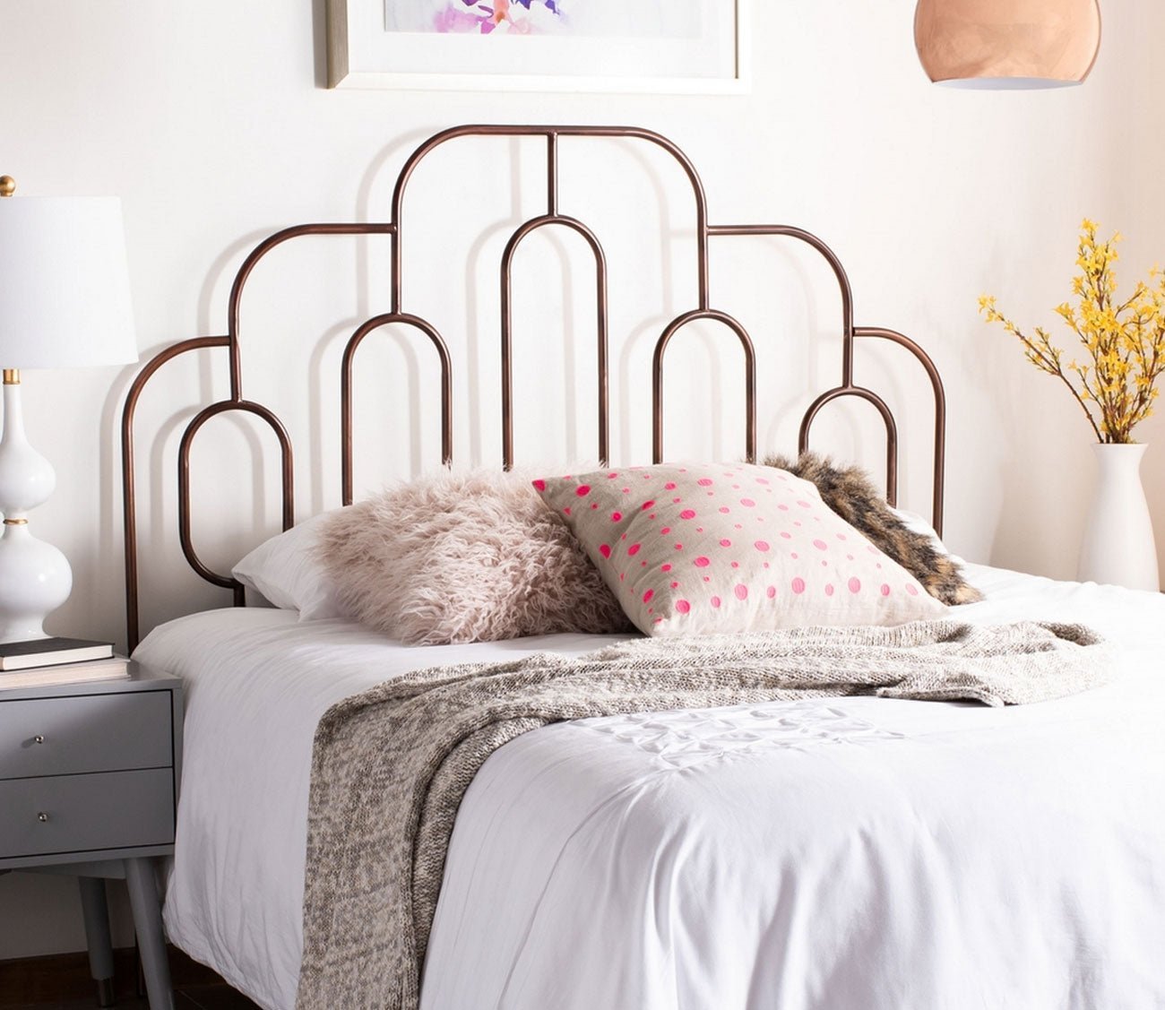Paloma Curved Metal Retro Bed by Safavieh
