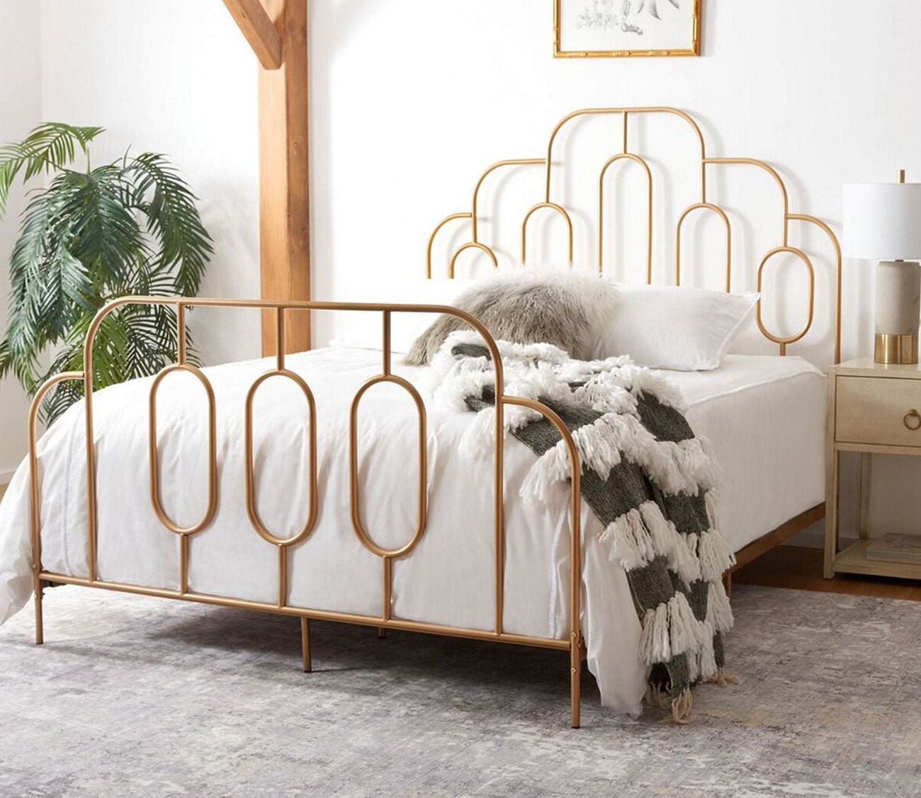 Paloma Curved Metal Retro Bed by Safavieh