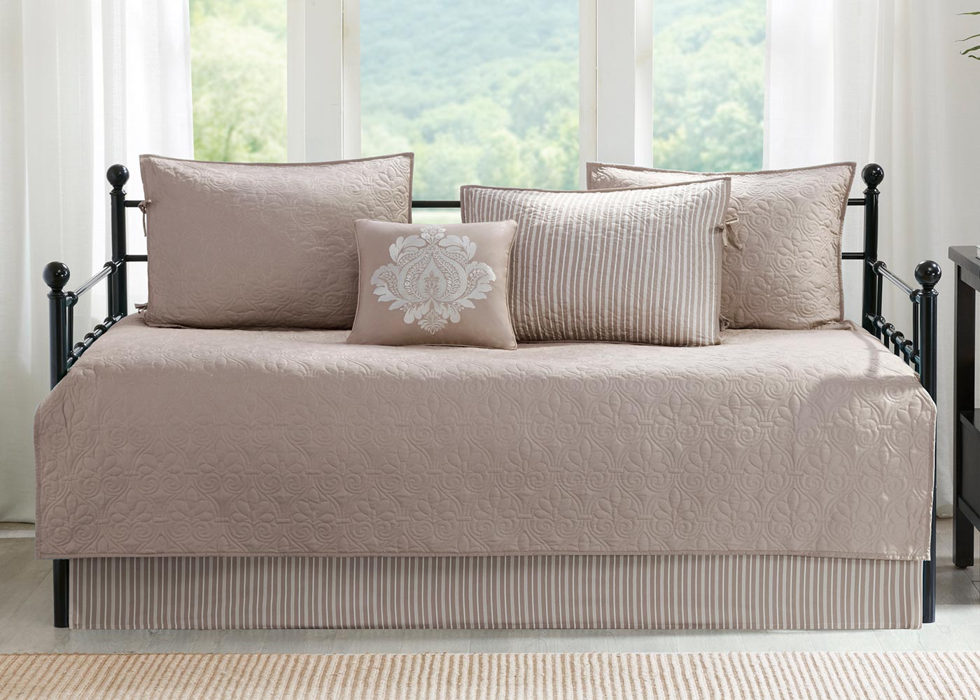 Quebec Quilted Reversible 6-Piece Daybed Cover Set in 6 Colors