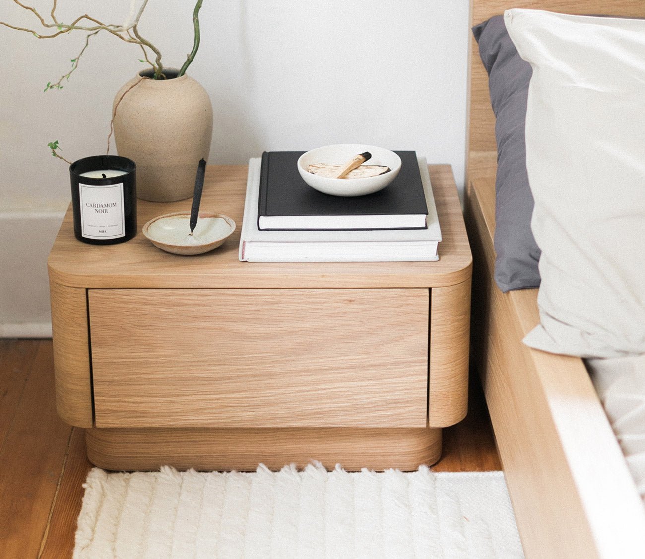 Round Off Wood 1-Drawer Nightstand