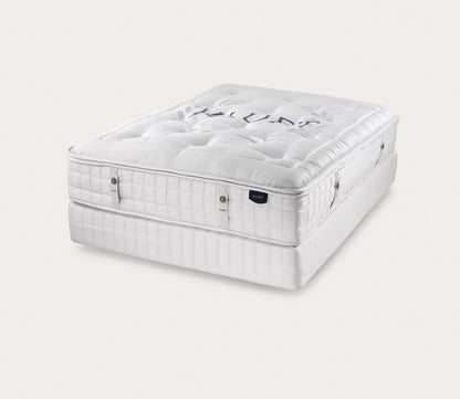 Royal Ascent Luxetop Mattress by Kluft