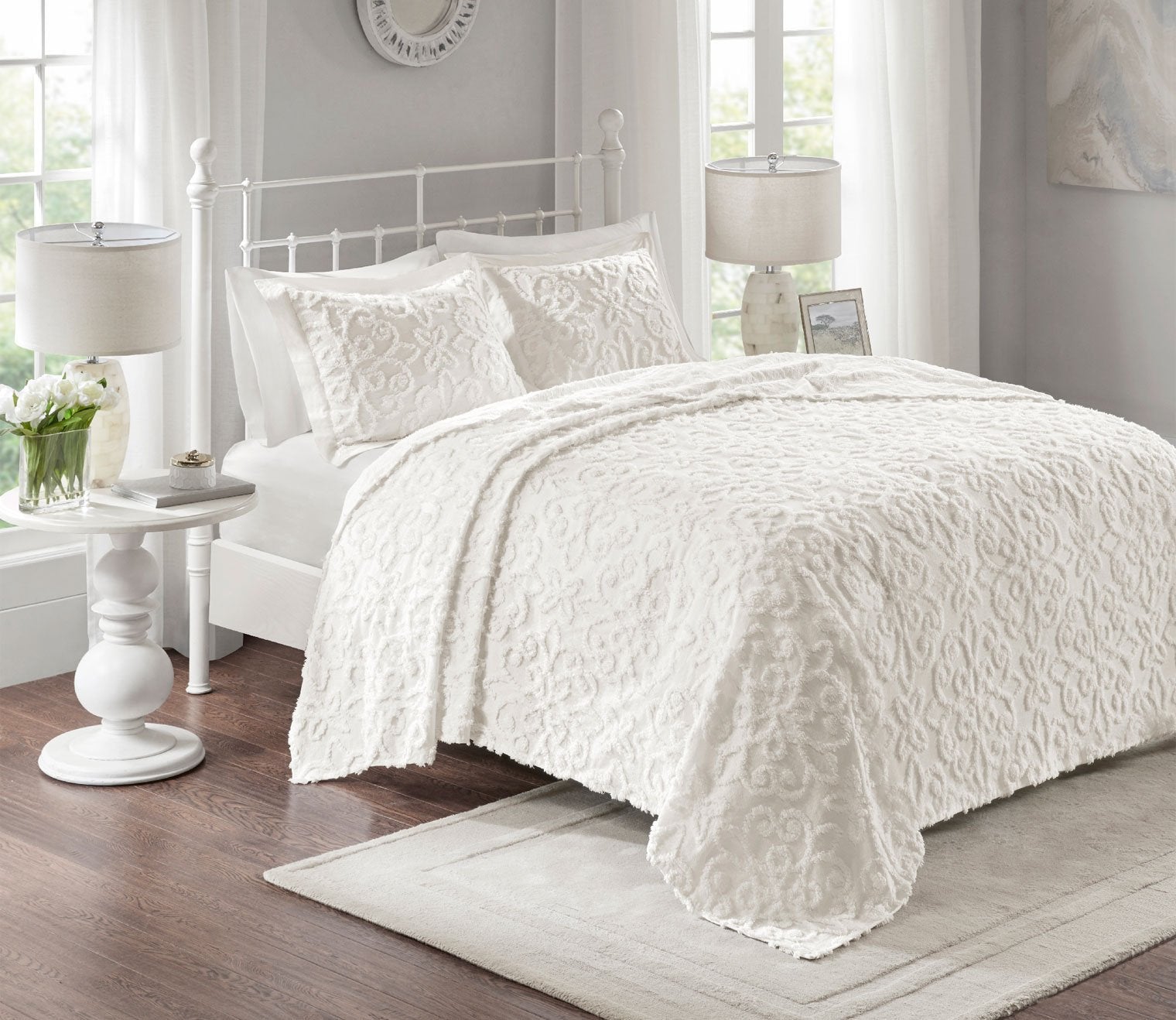 Sabrina Tufted Cotton Chenille 3-Piece Bedspread Set by Madison Park
