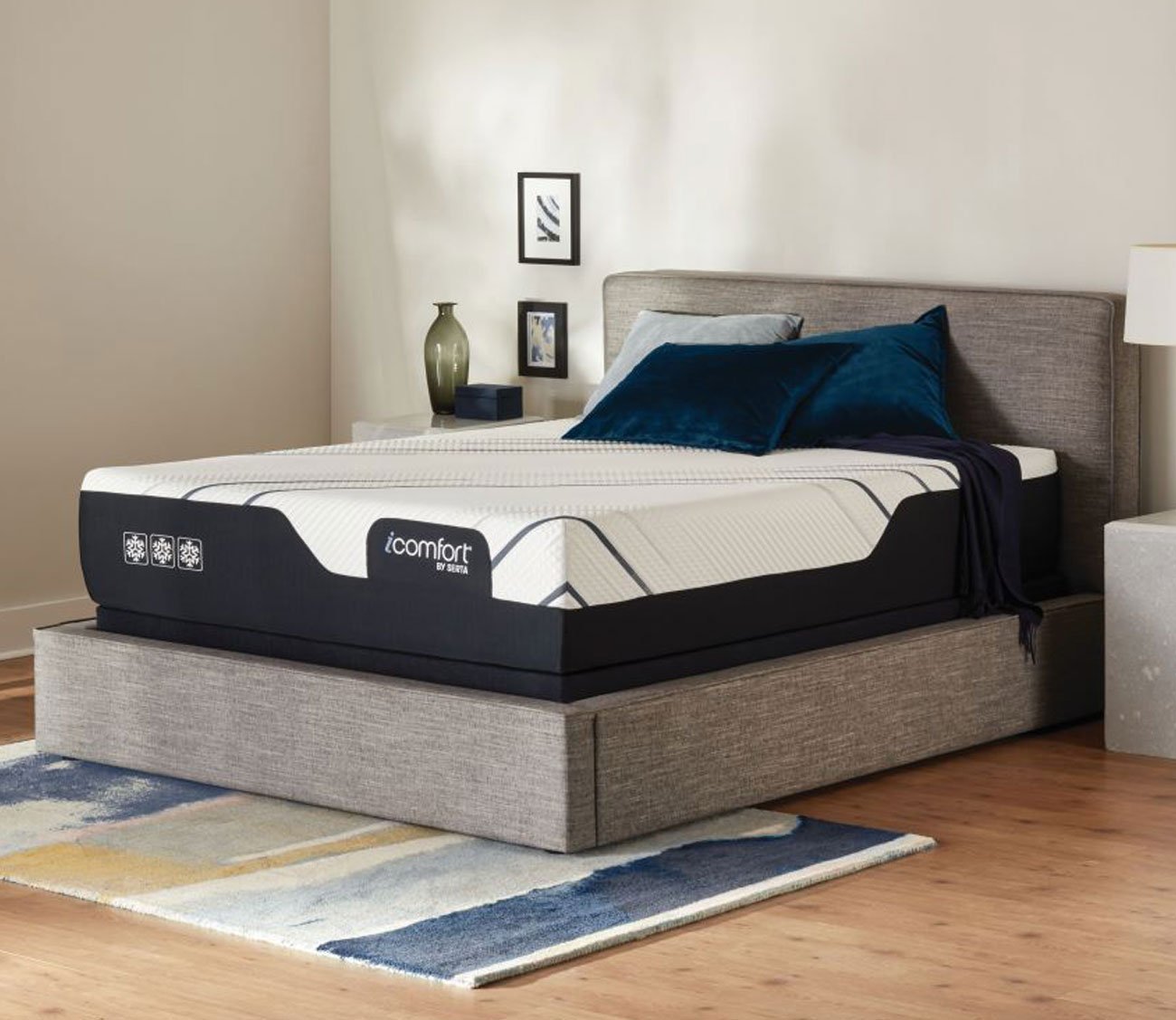 Serta iComfort Foam CF4000 Plush Mattress