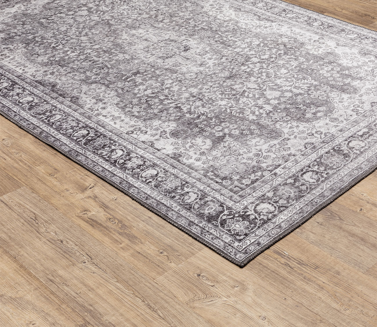 Sofia Traditional Distressed Oriental Rug