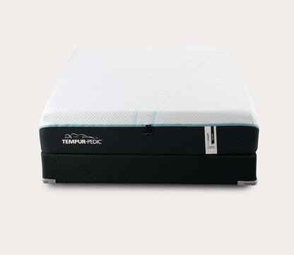 TEMPUR-ProAdapt Medium Hybrid Mattress by Tempur-Pedic