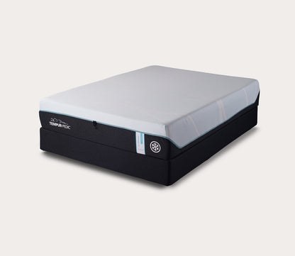 TEMPUR-PRObreeze Medium Hybrid Mattress by Tempur-Pedic
