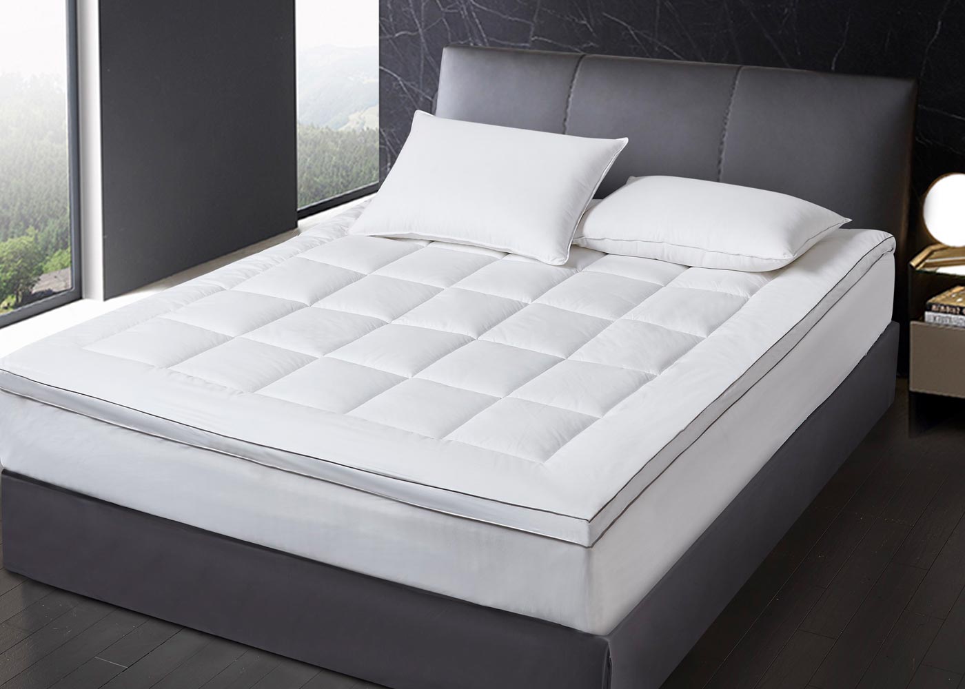 Tencel and Polyester Filled Mattress Topper