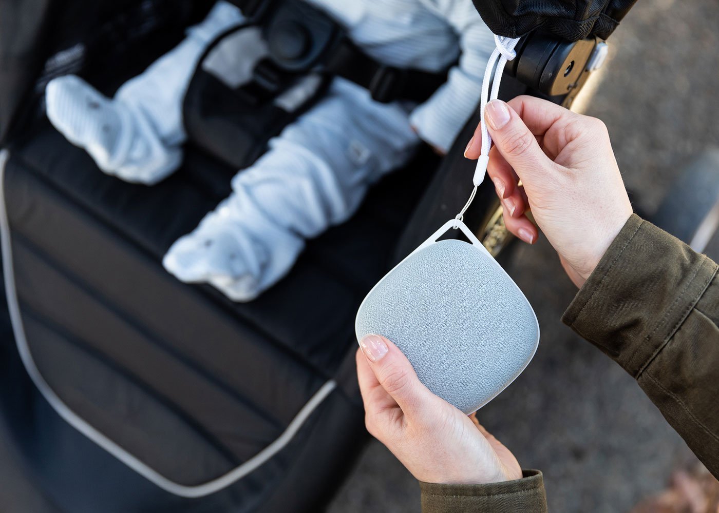 Travelcube White Noise Machine by Yogasleep