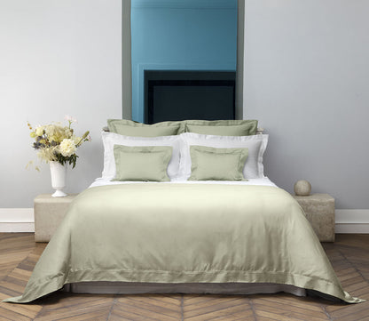 Triomphe Organic Cotton Sateen Duvet Cover by Yves Delorme