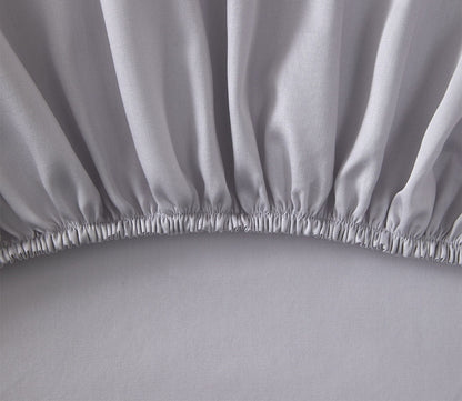 Triomphe Organic Cotton Sateen Fitted Sheet by Yves Delorme