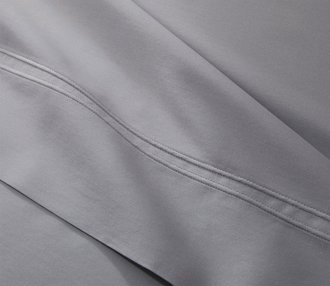 Triomphe Organic Cotton Sateen Flat Sheet by Yves Delorme