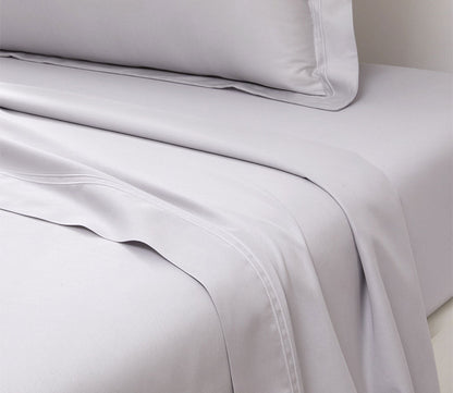 Triomphe Organic Cotton Sateen Flat Sheet by Yves Delorme