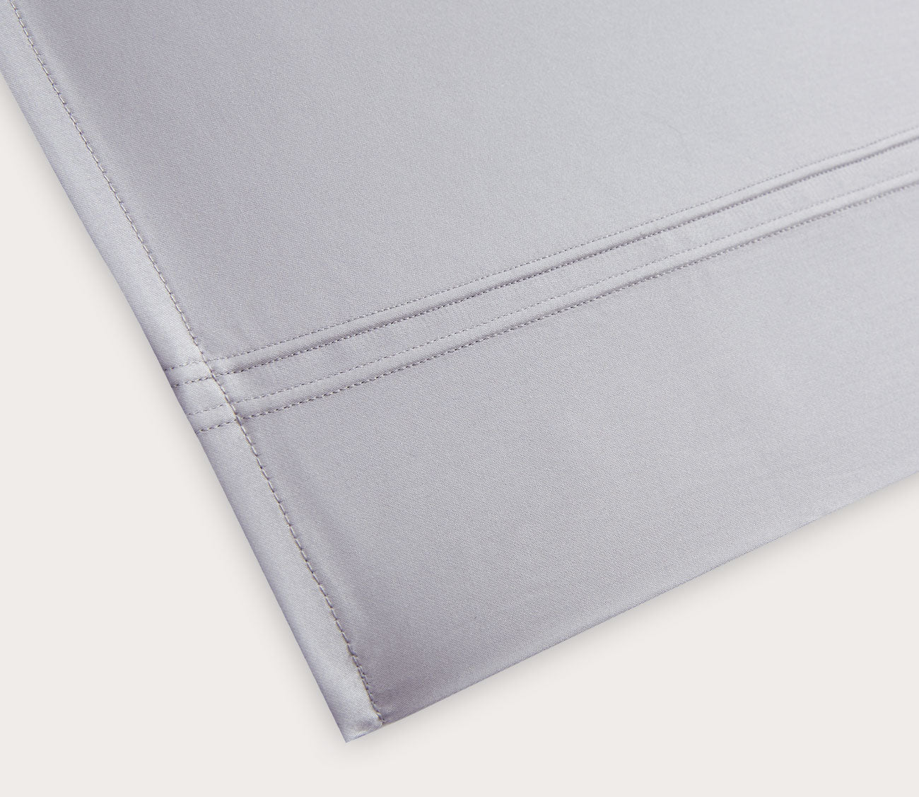 Triomphe Organic Cotton Sateen Flat Sheet by Yves Delorme