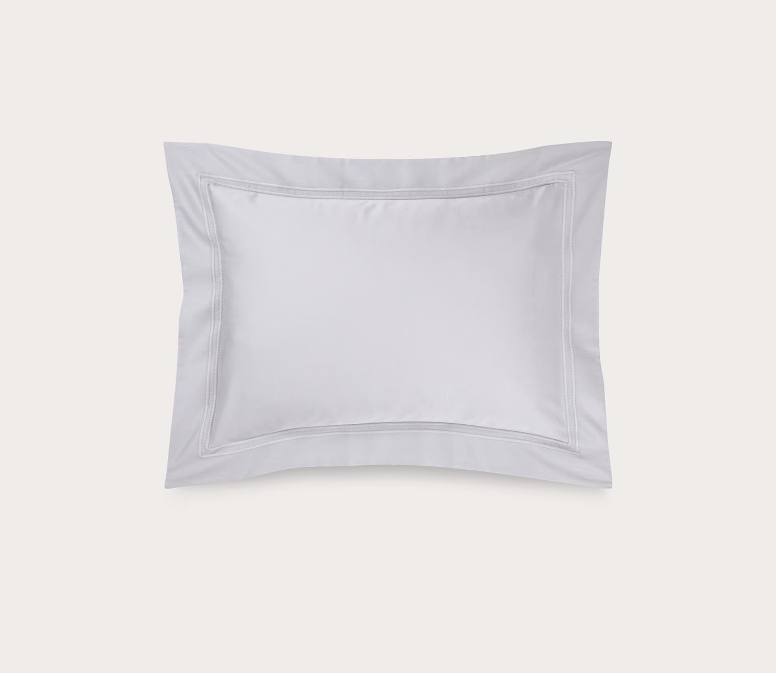 Triomphe Organic Cotton Sateen Pillowcase by Yves Delorme
