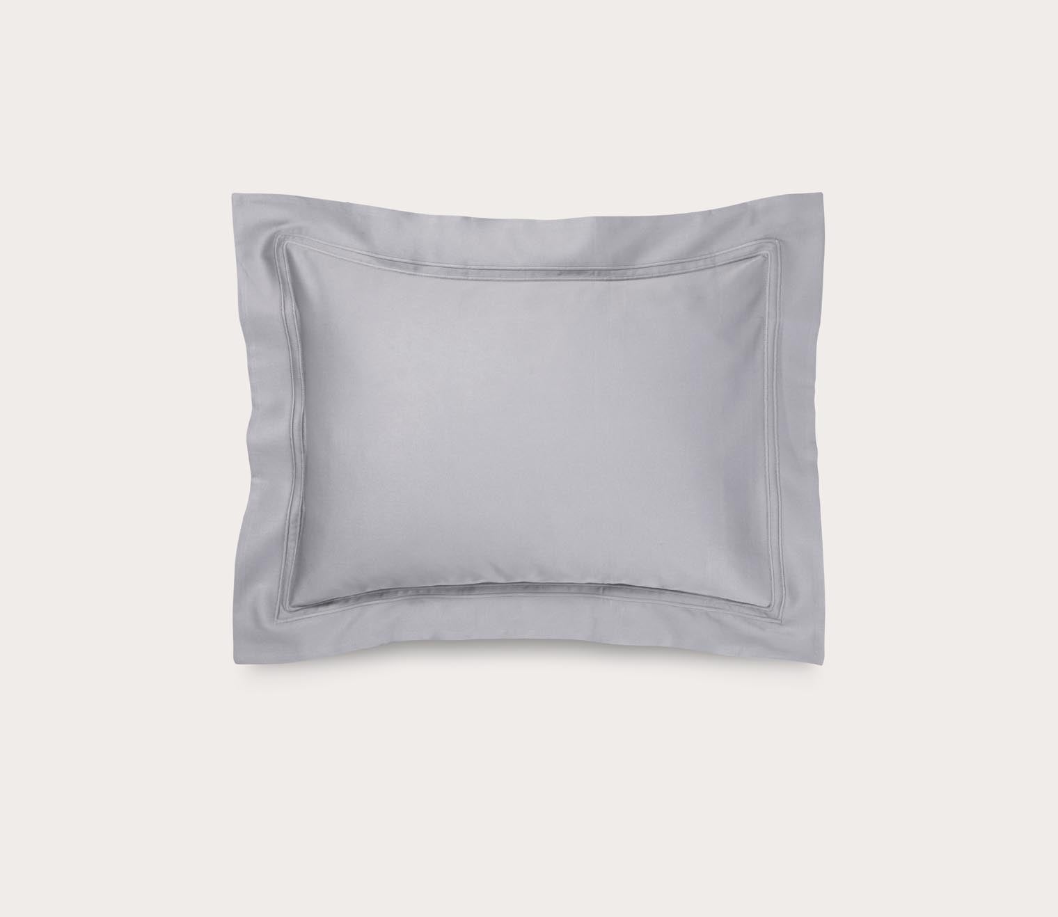 Triomphe Organic Cotton Sateen Pillowcase by Yves Delorme