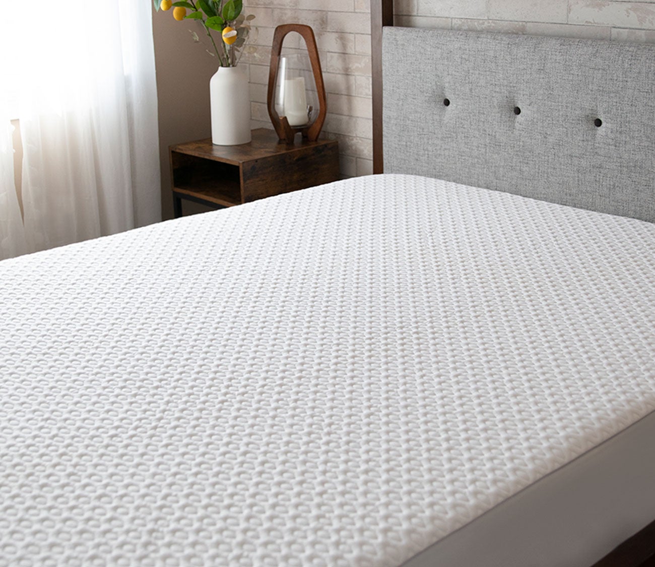 Ver-Tex Cooling Waterproof Mattress Protector by Bedgear