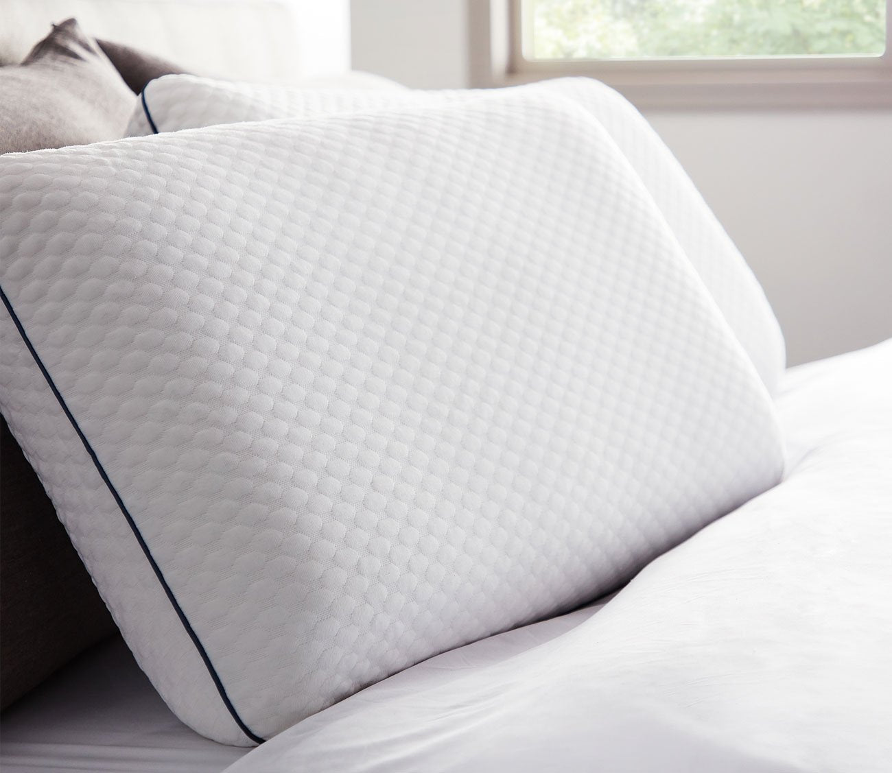 Weekender Gel Memory Foam Pillow by Malouf