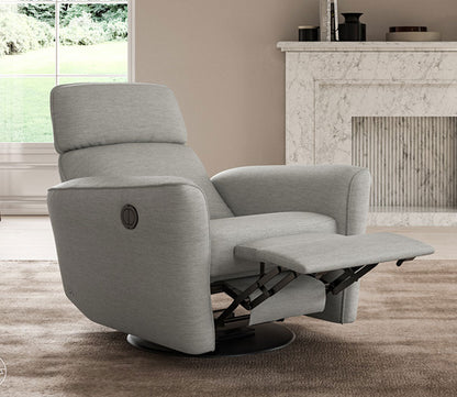 Welted Lounger Recliner Chair by Luonto